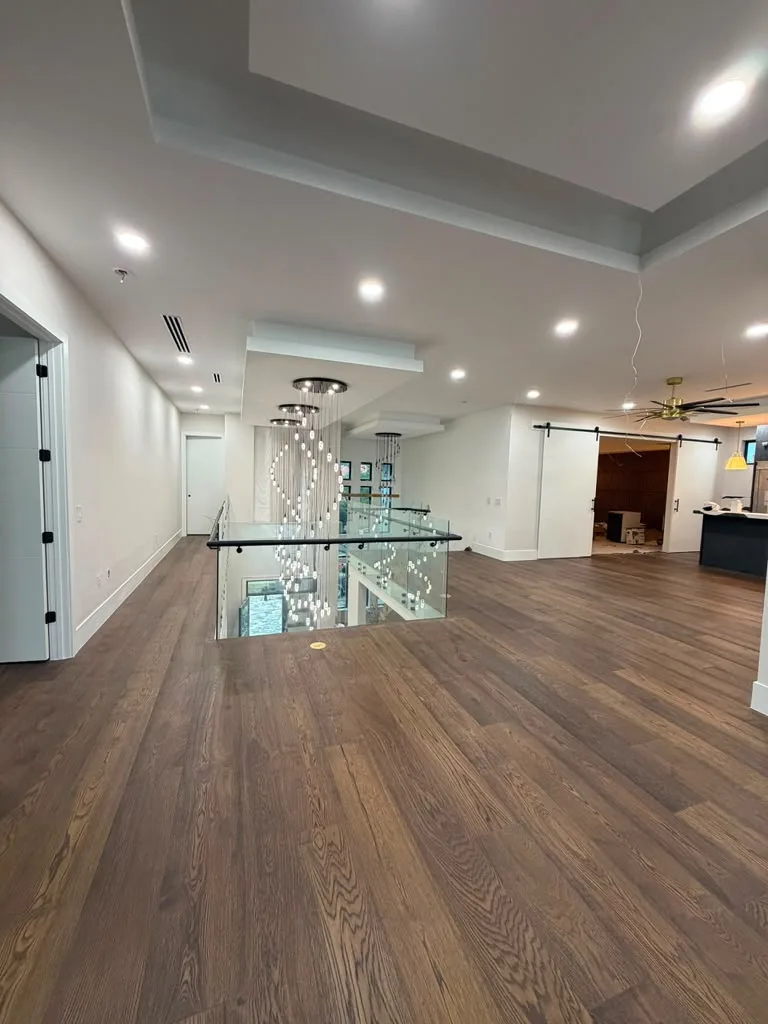 Interior space with detailed floors and surfaces after a full cleaning reset